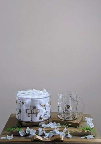 Golden Branch Towel & Cup Gift